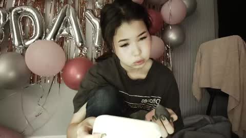 Kimi online show from 06-05-26, 03:24