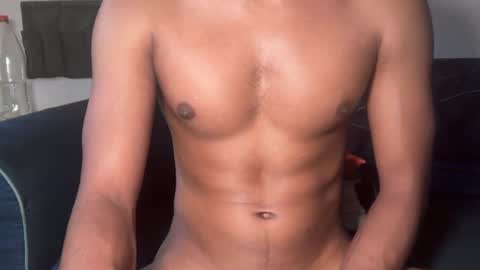 Isaac online show from 06-10-26, 07:29