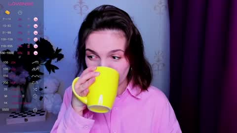 Hazel online show from 04-04-26, 10:18