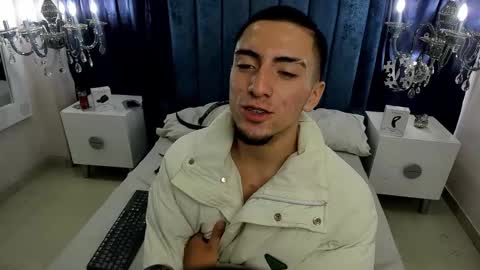 Snapshot of king_dante_ chatting on 01-25-25, 08:21 King Dante online show from 01-25-25, 08:21