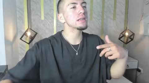 Snapshot of king_dante_ chatting on 03-10-25, 08:12 King Dante online show from 03-10-25, 08:12
