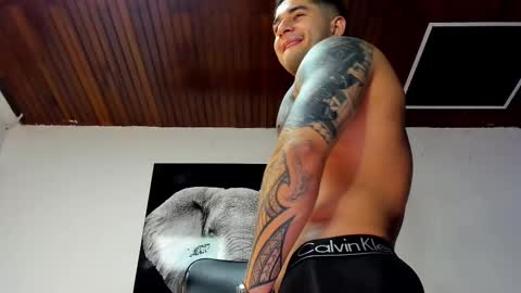 Angel Falconer online show from 11-13-25, 12:20