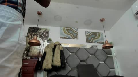 Snapshot of king_fitt_ chatting on 04-19-26, 06:10 HOT MEN BLACK online show from 04-19-26, 06:10