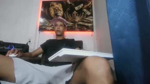 king_master7 online show from 07-12-26, 01:29