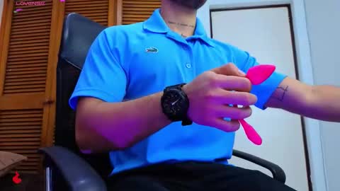 Snapshot of king_meruem chatting on 12-20-25, 01:18 king_meruem online show from 12-20-25, 01:18