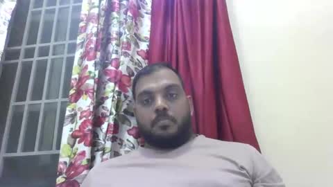 kingalpines1 online show from 05-08-26, 04:56