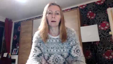 Snapshot of kingandprincess chatting on 10-27-25, 05:39 sexysexyhotwetpinkredpussy online show from 10-27-25, 05:39