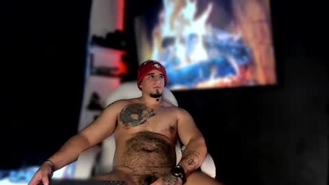 Snapshot of kingbear777 chatting on 12-18-24, 01:02 King Bear online show from 12-18-24, 01:02