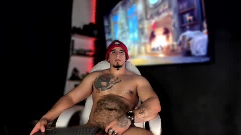 Snapshot of kingbear777 chatting on 12-28-24, 12:13 King Bear online show from 12-28-24, 12:13