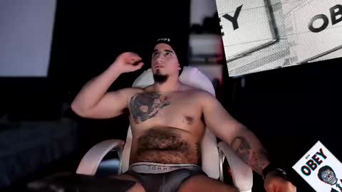 Snapshot of kingbear777 chatting on 02-09-25, 10:11 King Bear online show from 02-09-25, 10:11