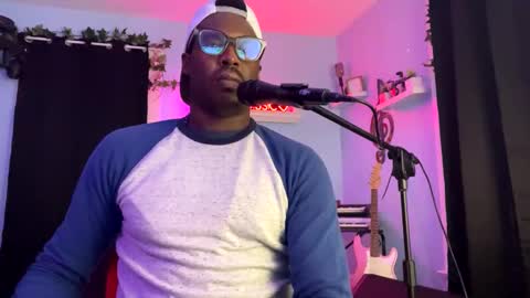 Snapshot of kingcorbra chatting on 12-02-24, 01:14 KC online show from 12-02-24, 01:14