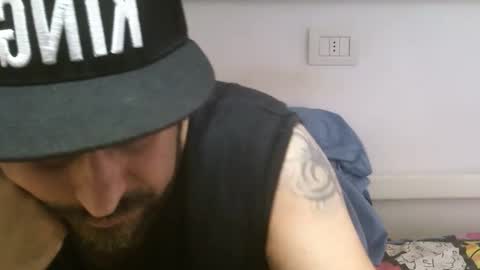  ivano corona  online show from 04-18-26, 01:15