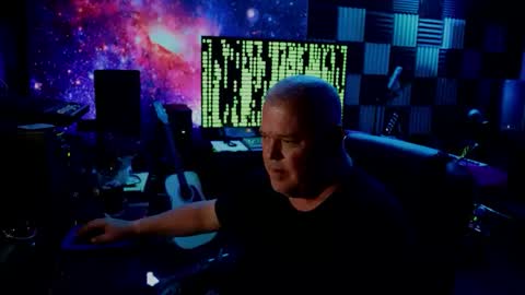 King James VIII online show from 04-13-26, 03:23