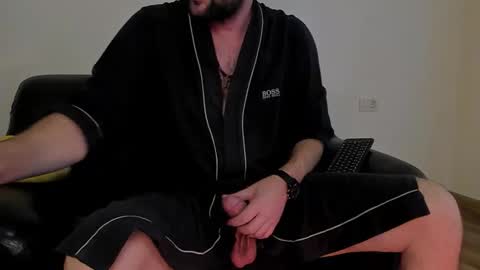 The King online show from 10-23-25, 07:34