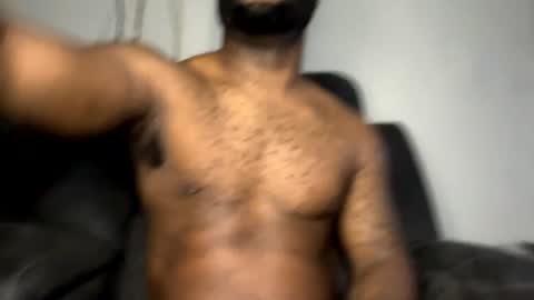 Snapshot of kingofkingz74 chatting on 01-01-25, 05:33 kingofkingz74 online show from 01-01-25, 05:33