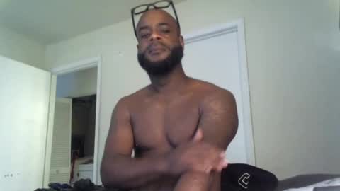 Snapshot of kingofkingz74 chatting on 10-06-25, 01:30 kingofkingz74 online show from 10-06-25, 01:30