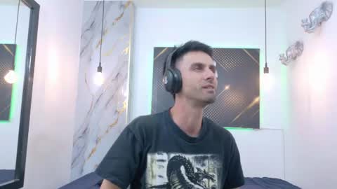 Snapshot of kingoftemptation chatting on 07-19-26, 03:21 KING online show from 07-19-26, 03:21