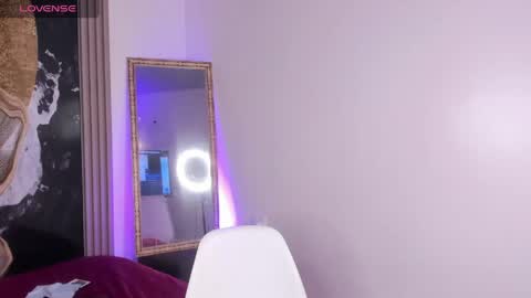  A L E X  online show from 05-25-26, 02:39