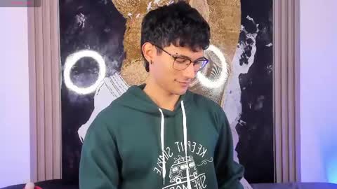  A L E X  online show from 06-20-26, 02:36