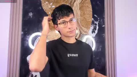  A L E X  online show from 06-22-26, 01:40