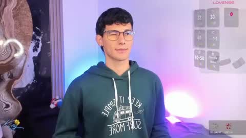  A L E X  online show from 06-26-26, 03:33