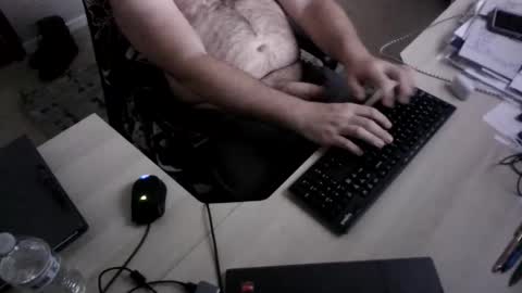 Snapshot of kingrioghan chatting on 05-19-26, 12:33 kingrioghan online show from 05-19-26, 12:33