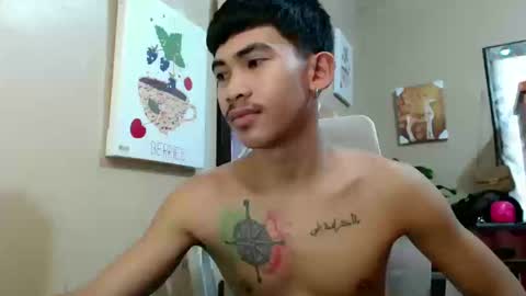 Snapshot of kingscock18 chatting on 12-16-25, 04:06 ALVIN online show from 12-16-25, 04:06