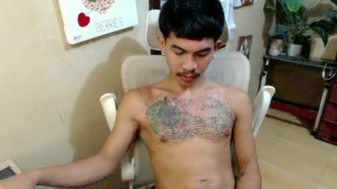 Snapshot of kingscock18 chatting on 06-14-26, 09:06 ALVIN online show from 06-14-26, 09:06