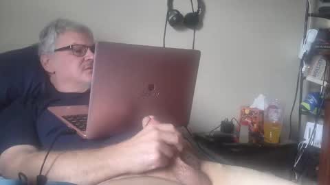 kingtongue10 online show from 03-11-26, 07:31