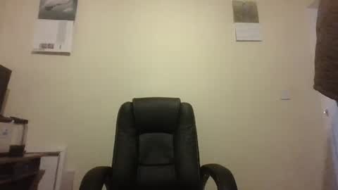Snapshot of kingwillywoo chatting on 12-10-24, 10:17 Cynthia Pvc lips online show from 12-10-24, 10:17