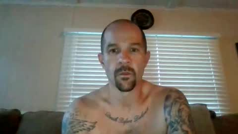 Snapshot of kinkster615 chatting on 06-04-26, 12:16 Kinkster online show from 06-04-26, 12:16
