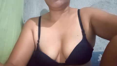 Snapshot of kinky27782 chatting on 01-12-26, 05:40 kinky27782 online show from 01-12-26, 05:40