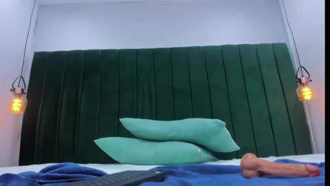 Snapshot of kinky_dakota chatting on 01-31-26, 07:11 dakota online show from 01-31-26, 07:11