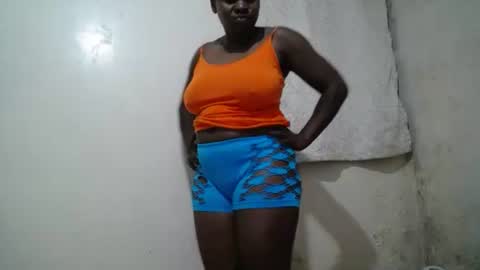 Snapshot of kinky_kaiya chatting on 10-25-25, 09:09 kaiya online show from 10-25-25, 09:09