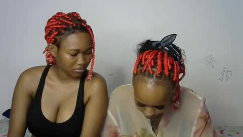 Cupshee and cushey online show from 09-16-25, 07:20