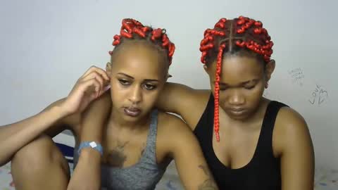 Cupshee and cushey online show from 09-17-25, 01:07