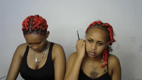 Cupshee and cushey online show from 09-18-25, 07:21