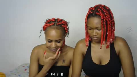 Cupshee and cushey online show from 09-20-25, 08:37