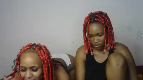 Cupshee and cushey online show from 09-24-25, 04:32