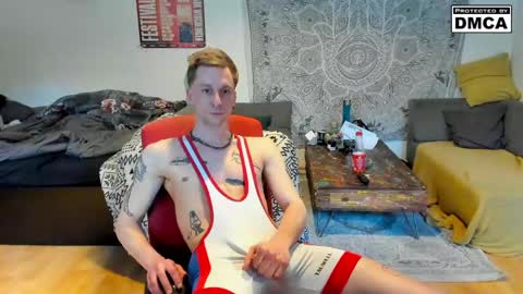kinky_spidey online show from 04-19-26, 05:34