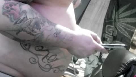 Snapshot of kinkybiguy14 chatting on 01-16-26, 11:31 Kinky Cassie online show from 01-16-26, 11:31