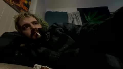 Snapshot of kinkybiguy14 chatting on 05-11-26, 09:37 Kinky Cassie online show from 05-11-26, 09:37