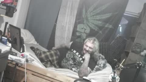 Snapshot of kinkybiguy14 chatting on 05-15-26, 08:32 Kinky Cassie online show from 05-15-26, 08:32