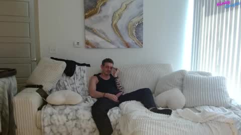 KinkyCouple0025 online show from 01-03-25, 04:37