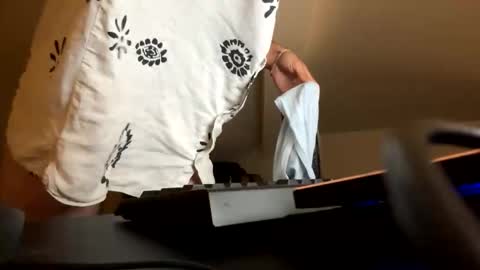 kinkyguy9883 online show from 10-21-25, 07:53