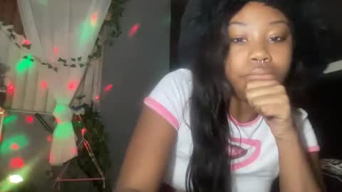 Snapshot of kinkykittee chatting on 01-31-25, 08:11 Bunniii online show from 01-31-25, 08:11