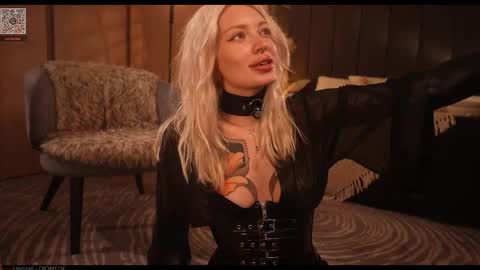 Snapshot of kinkylina_ chatting on 09-19-25, 03:13 kinkylina_ online show from 09-19-25, 03:13