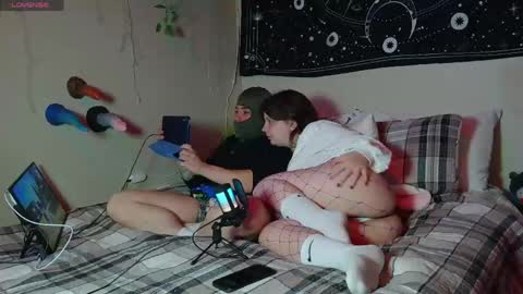 kinkytasks online show from 04-21-26, 01:53