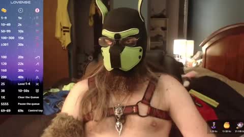 Snapshot of kinkywolf87 chatting on 06-12-26, 06:40 kinkywolf87 online show from 06-12-26, 06:40