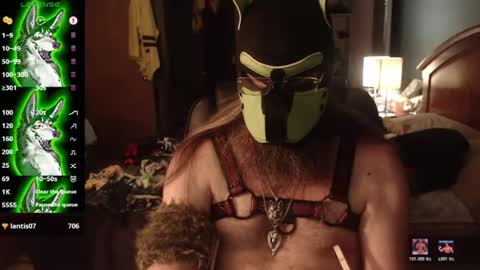 Snapshot of kinkywolf87 chatting on 07-07-26, 07:23 kinkywolf87 online show from 07-07-26, 07:23